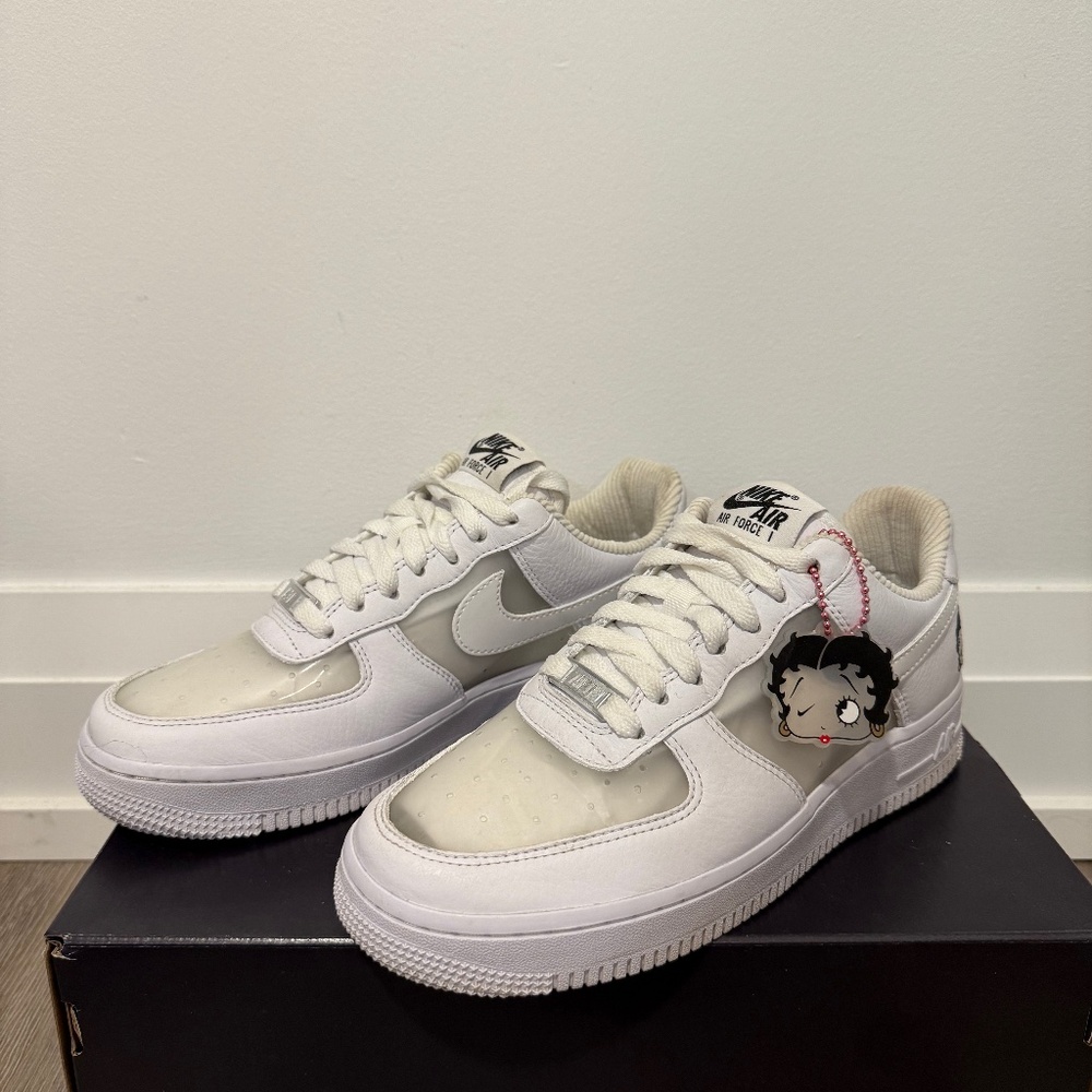 Nike Air Force 1 X Betty Boop Collab